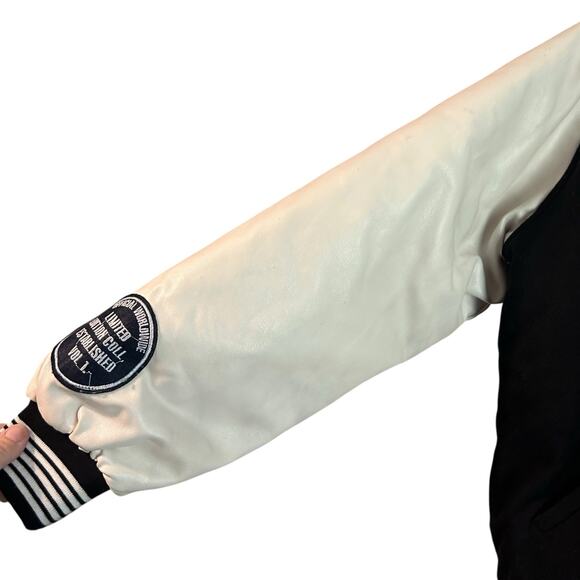 Limited Edition by Boohoo Man Worldwide Varsity Bomber Jacket Black SZ 8 Lined - Picture 13 of 13